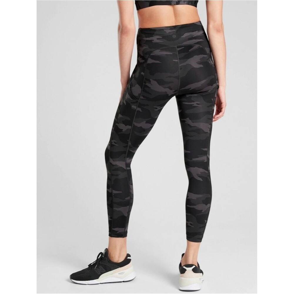 Athleta Black Ultimate Camo 7/8 Leggings Size Large - Picture 2 of 7